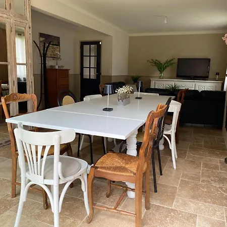 Grande Maison En Bord De L'eau Avec Jardin - 6 Chambres, Proche Commerces