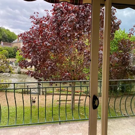 Grande Maison En Bord De L'eau Avec Jardin - 6 Chambres, Proche Commerces