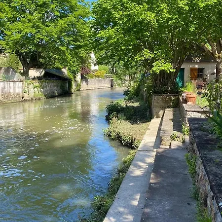 Дом отдыха Grande Maison En Bord De L'eau Avec Jardin - 6 Chambres, Proche Commerces - Fr-1-410-442 *