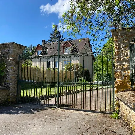Grande Maison En Bord De L'eau Avec Jardin - 6 Chambres, Proche Commerces - Fr-1-410-442 *