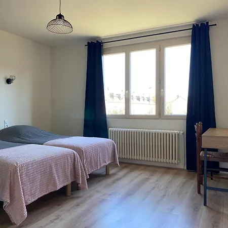 Grande Maison En Bord De L'eau Avec Jardin - 6 Chambres, Proche Commerces - Fr-1-410-442