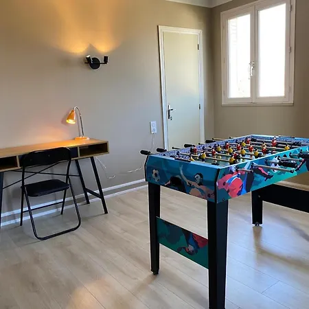 Grande Maison En Bord De L'eau Avec Jardin - 6 Chambres, Proche Commerces - Fr-1-410-442 Ferienhaus *